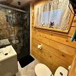 Mateo Lodge *