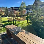 Lodge Mateo *